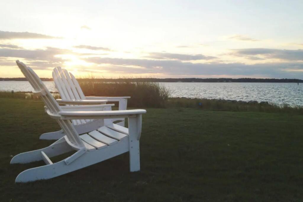 In The Heart Of Harbour Town 2Br 2Ba Pool Access Close To Beach Hilton Head Island Esterno foto